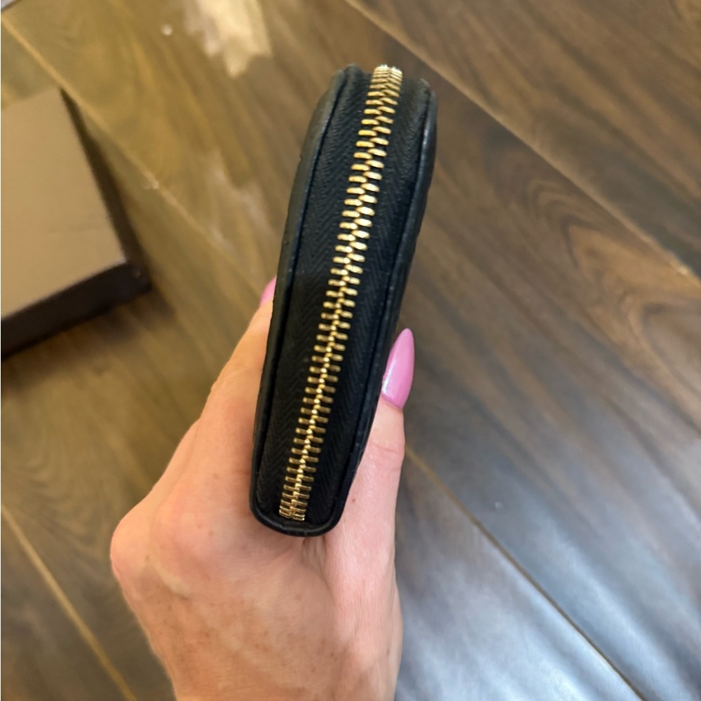 Gucci Black microguccisima Leather Embossed Wallet - Picture 3 of 8